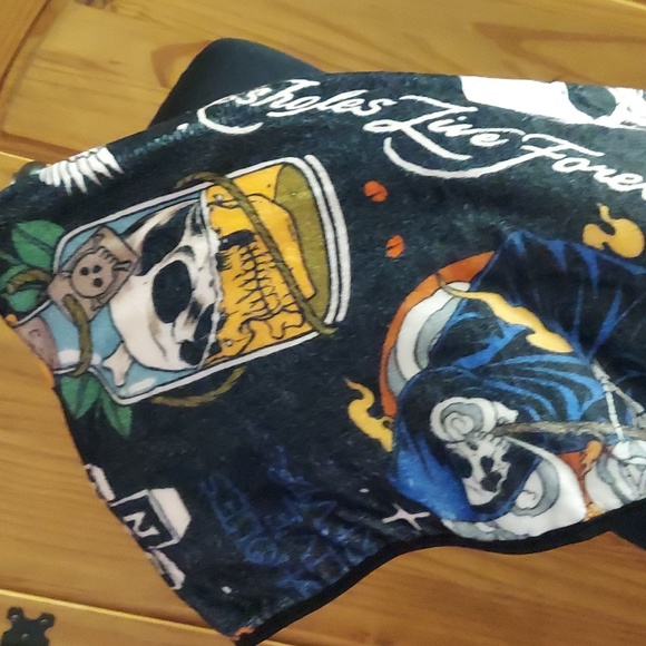 ALF Blanket - Picture 4 of 15